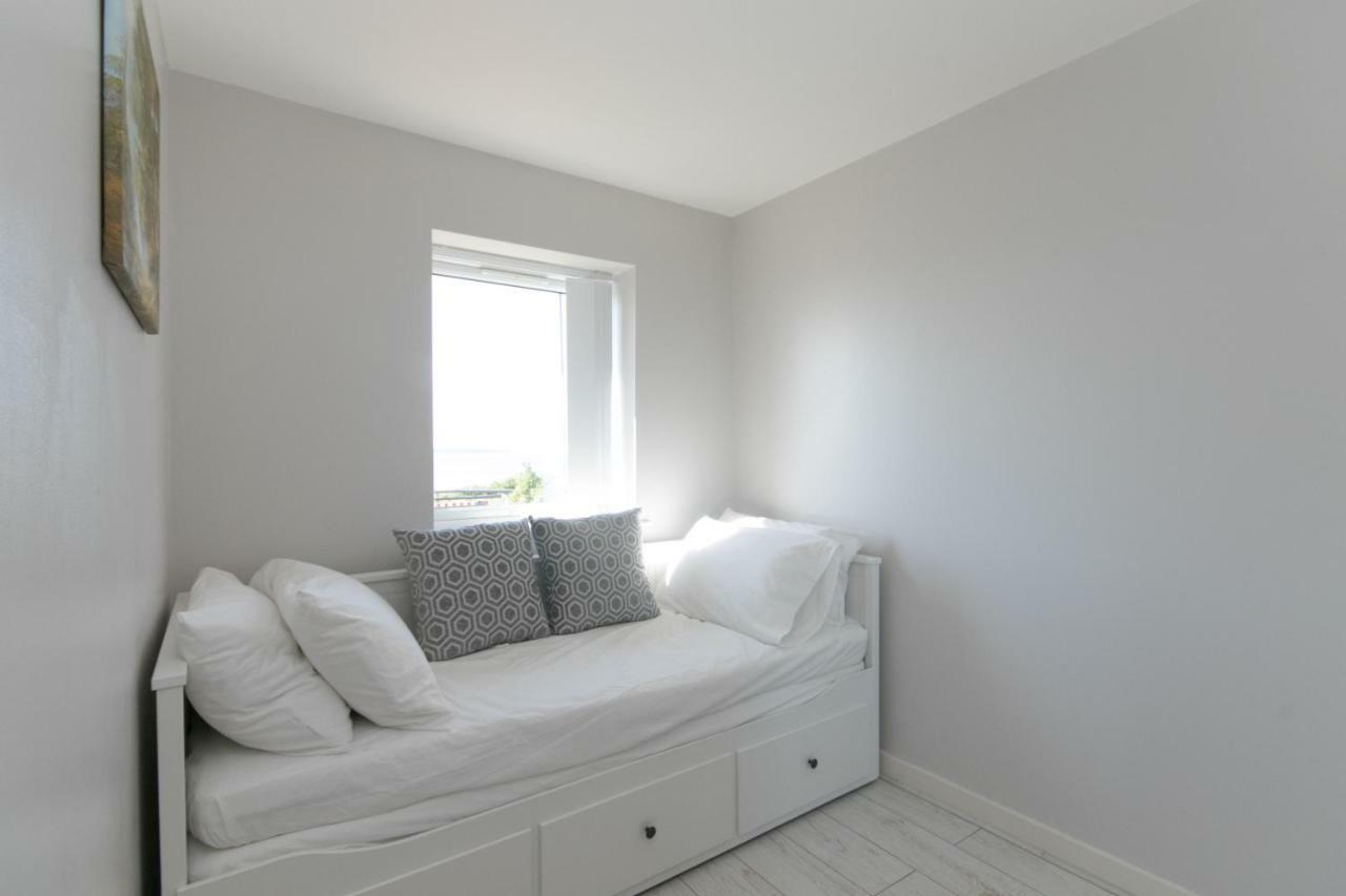 Bright Modern Home Near Snowdonia And Llandudno 兰韦尔弗亨 外观 照片