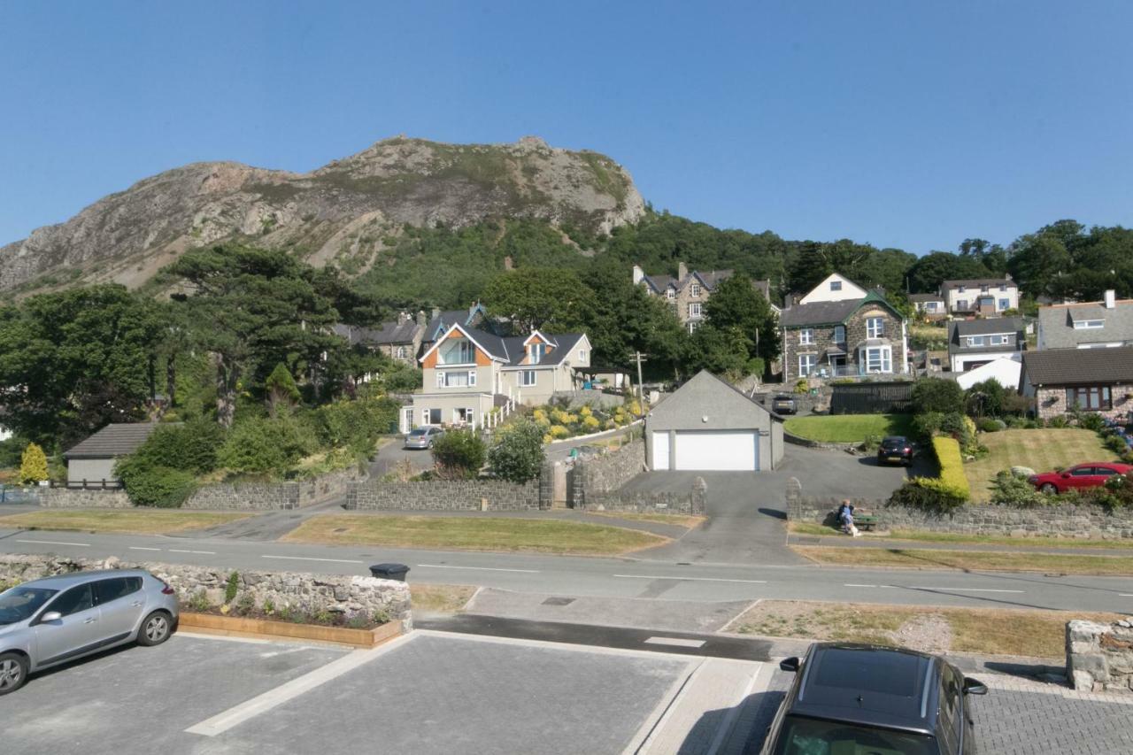 Bright Modern Home Near Snowdonia And Llandudno 兰韦尔弗亨 外观 照片